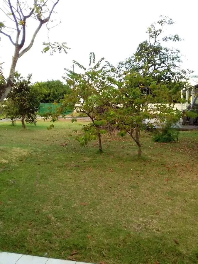 Holiday home Maison Accueillante Aux Mangles Avec Jardin Cloture Les Mangles Guadeloupe